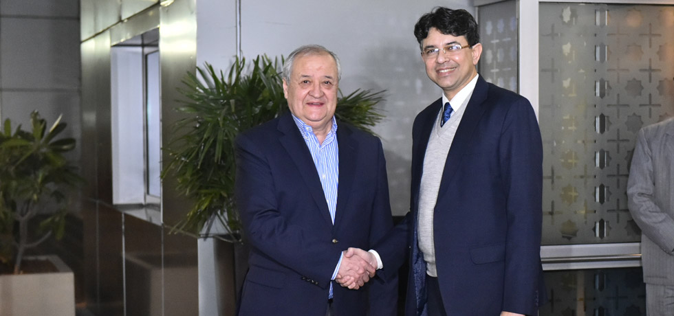 Abdulaziz Kamilov, Minister of Foreign Affairs of Uzbekistan arrives in New Delhi 