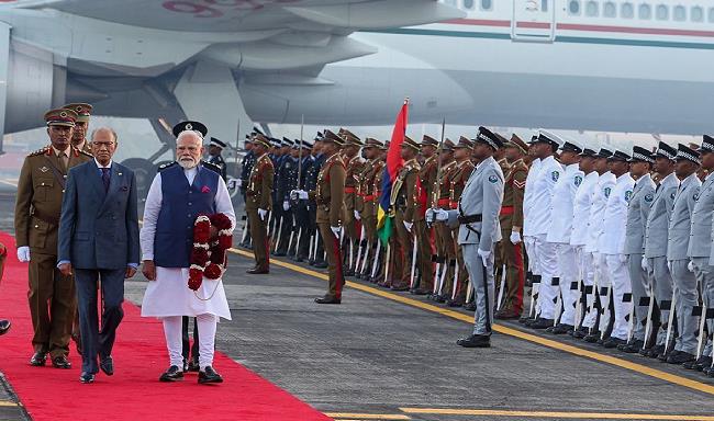 Prime Minister Shri Narendra Modi received by Prime Minister of Mauritius, H.E. Dr. Navinchandra Ramgoolam at airport in Mauritius